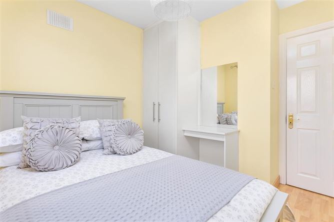 32 The Drive, Earl's Court, Kill, Kildare