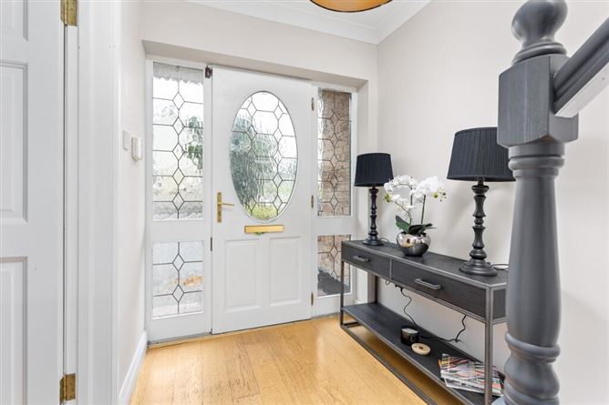 32 The Drive, Earl's Court, Kill, Kildare