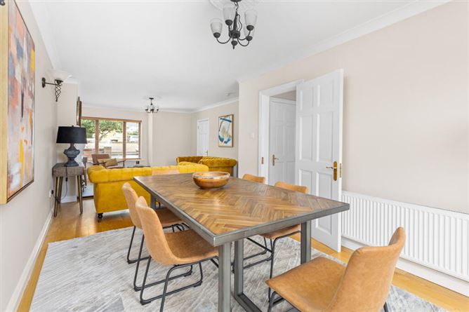 32 The Drive, Earl's Court, Kill, Kildare