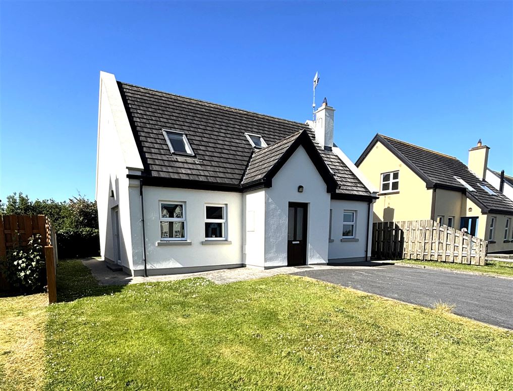 N0 13 The Glebe, Louisburgh, Mayo
