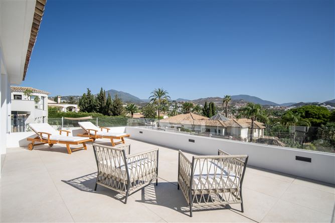 Spain, Marbella, Nueva Andalucia - COSTA-00300P