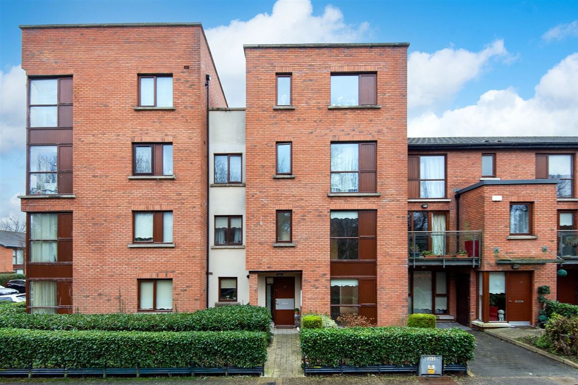 26 Castlegate Grove, Adamstown, Lucan, Co. Dublin