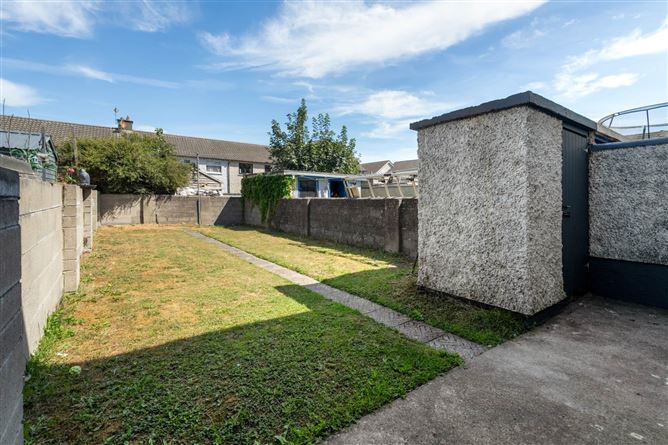 Photo 16 of 18 — 10 Casement Grove, Finglas West, Dublin 11