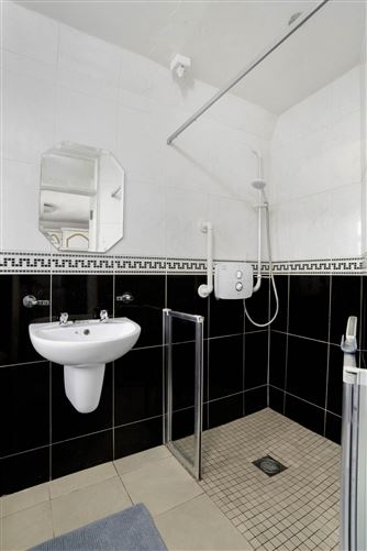 Photo 6 of 18 — 10 Casement Grove, Finglas West, Dublin 11
