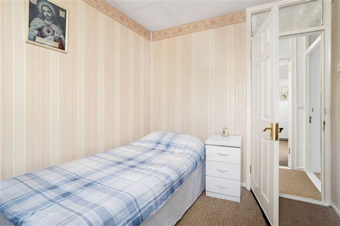 Photo 12 of 18 — 10 Casement Grove, Finglas West, Dublin 11