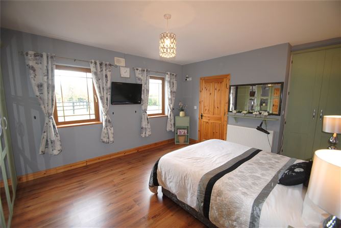 Rathbeg Lane, Sharavogue, Birr, Co. Offaly