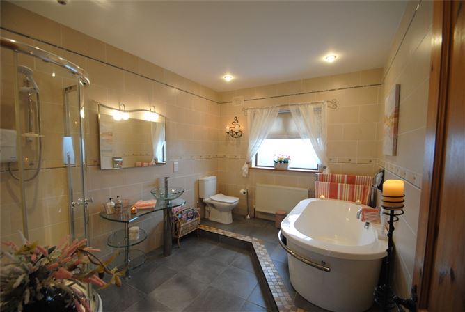 Rathbeg Lane, Sharavogue, Birr, Co. Offaly