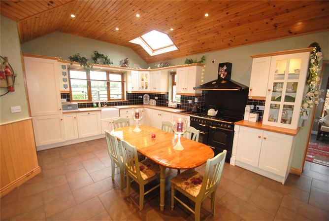 Rathbeg Lane, Sharavogue, Birr, Co. Offaly