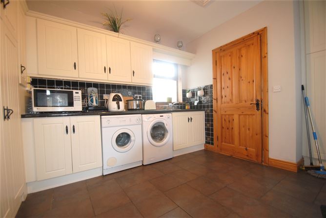 Rathbeg Lane, Sharavogue, Birr, Co. Offaly