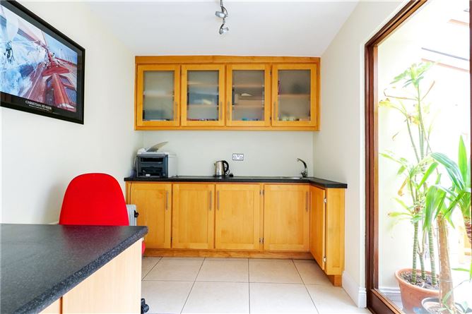 10 McDonagh Terrace, Woodquay, Galway City