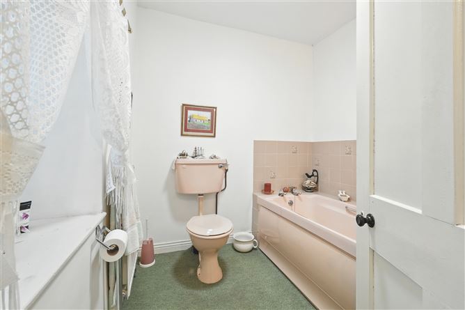 Carrownamorrissy House, Oldcastle, Kiltullagh, Athenry, Galway