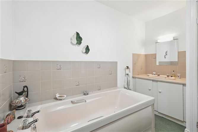 Carrownamorrissy House, Oldcastle, Kiltullagh, Athenry, Galway