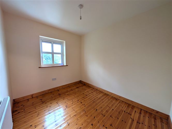 33 Hazel Lawns, Ballyhaunis, Co. Mayo