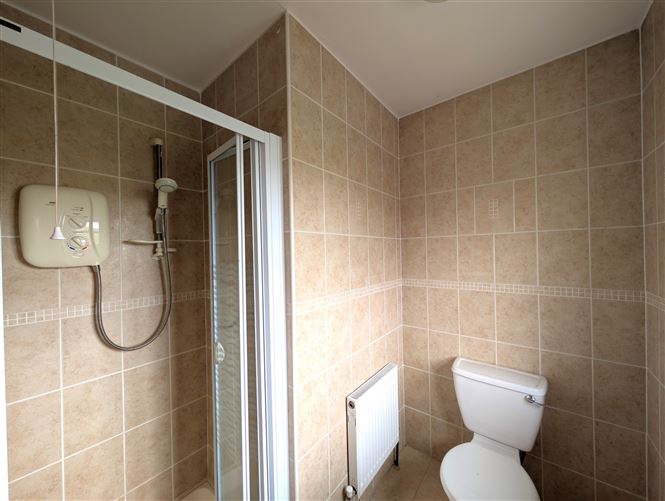 33 Hazel Lawns, Ballyhaunis, Co. Mayo