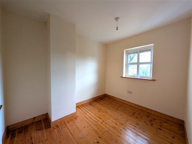 33 Hazel Lawns, Ballyhaunis, Co. Mayo