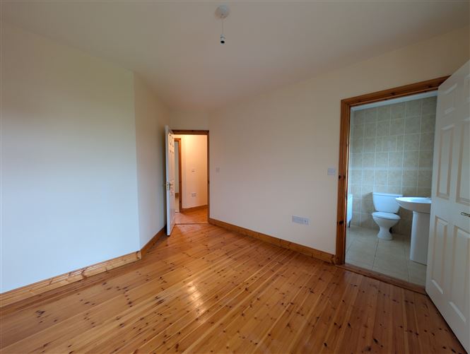 33 Hazel Lawns, Ballyhaunis, Co. Mayo