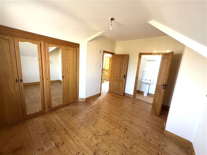 Photo 16 of 29 — 37 Castle Manor, Ferns, Wexford