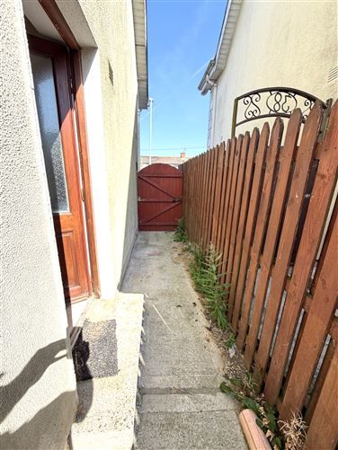 Photo 26 of 29 — 37 Castle Manor, Ferns, Wexford