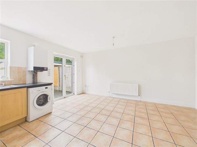 Photo 11 of 19 — 52 Maigh Riocaird, Headford Road, Galway