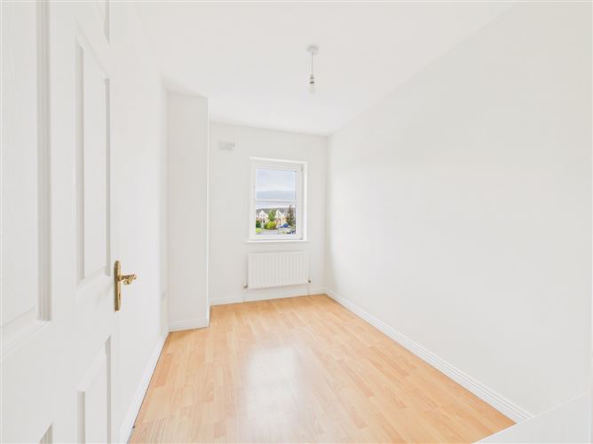 Photo 16 of 19 — 52 Maigh Riocaird, Headford Road, Galway