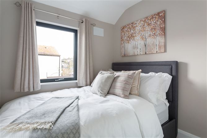 61 Dowth Avenue, Cabra, Dublin 7