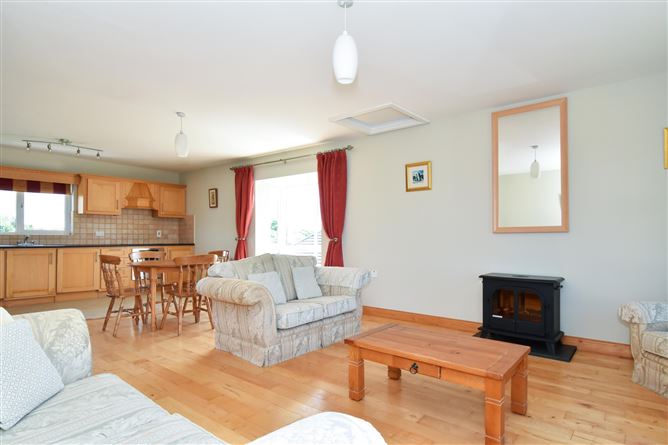 55 Costa na Mara, Coast Road, Oranmore, Co. Galway
