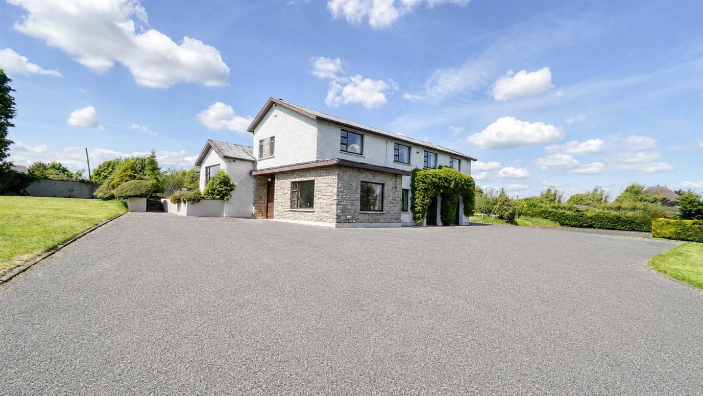 "Curragha", Mountrath Road, Portlaoise, Co. Laois