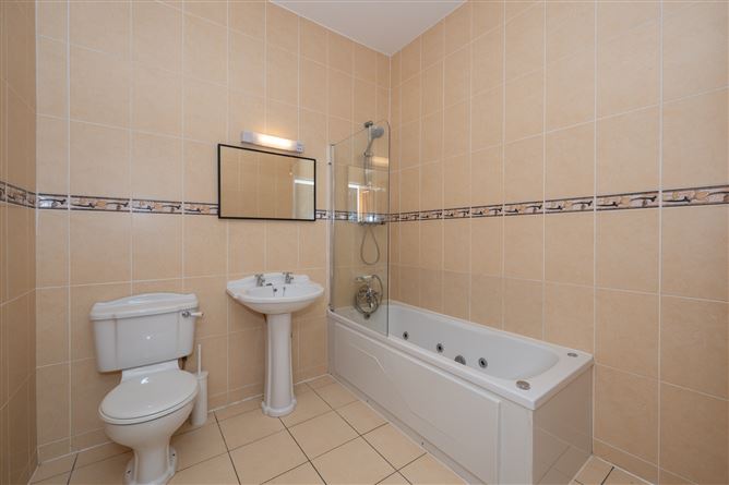 2 The Villas, Glenbrook, Passage West, Cork