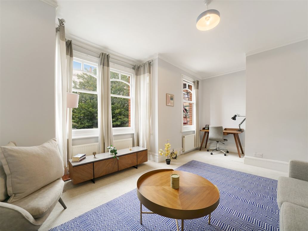 A Thames View,London,Greater London,United Kingdom