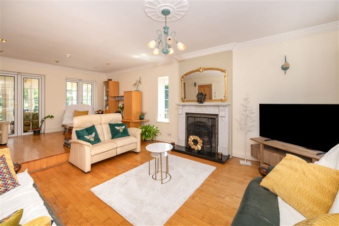 Ard na Cluaine, Meadowlands, Upper Rochestown, Cork