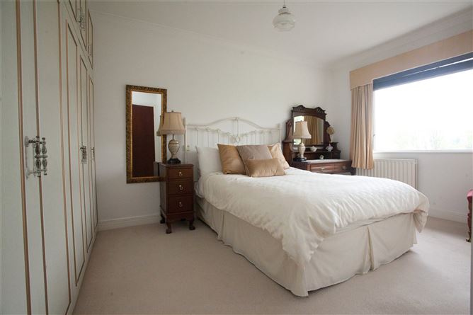 Thomond, 171 Park Avenue, Castleknock, Dublin 15