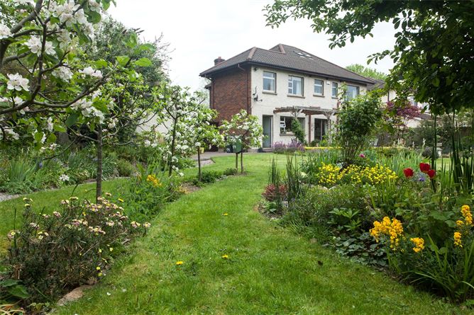 Thomond, 171 Park Avenue, Castleknock, Dublin 15