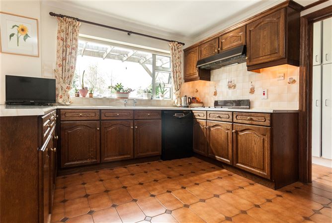 Thomond, 171 Park Avenue, Castleknock, Dublin 15