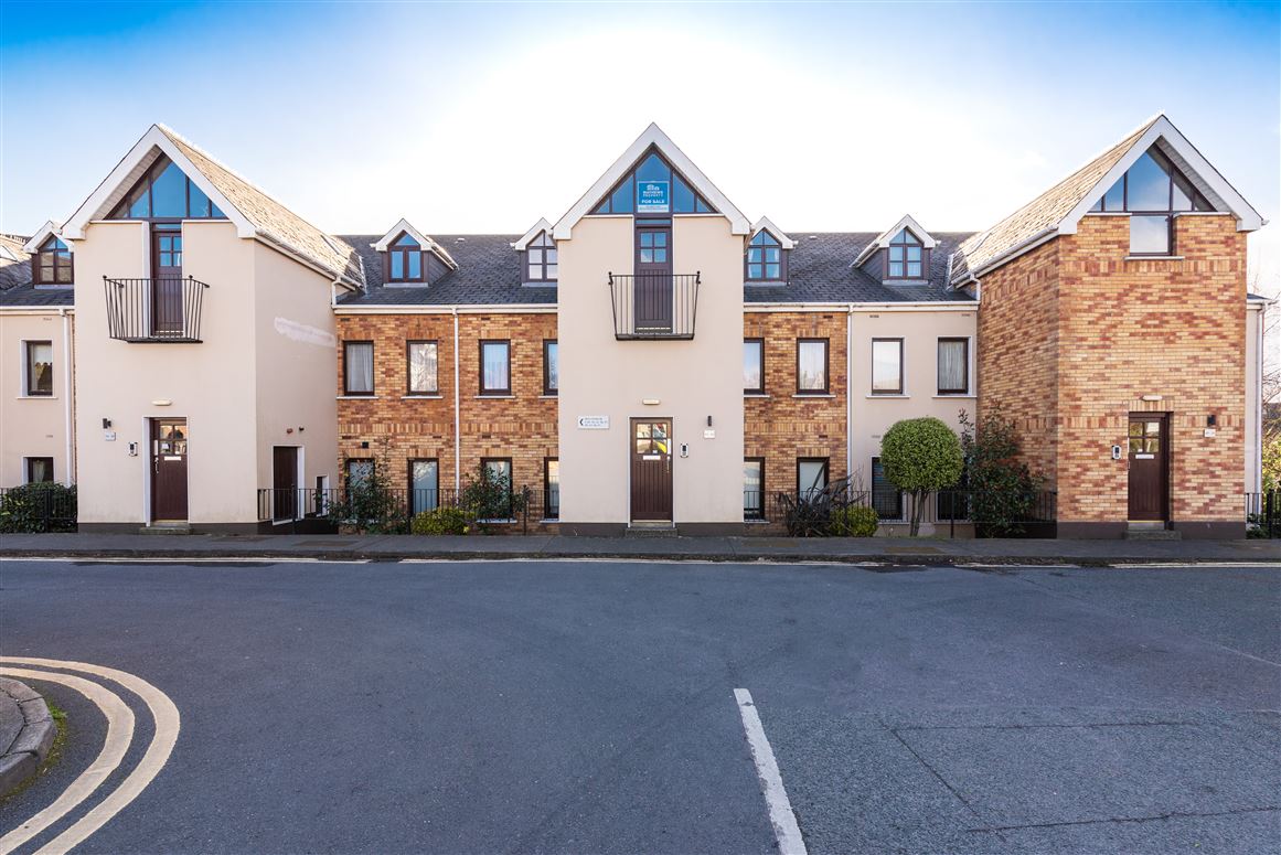 45 Village Court , Rathfarnham, Dublin 14 Mathews Property Management