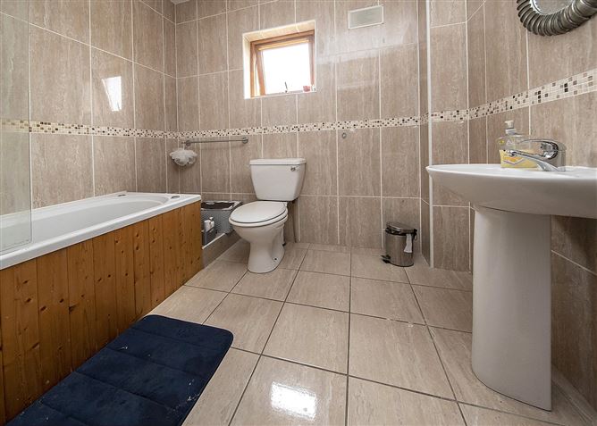 3 An Rosan, Ballinroad, Dungarvan, Co. Waterford
