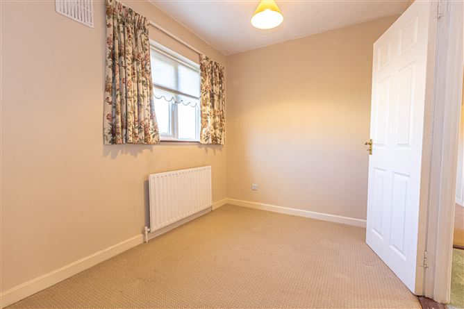 6 Lissadell Avenue, Dunmore Road, Waterford