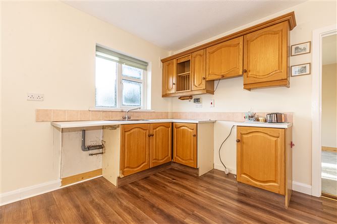 6 Lissadell Avenue, Dunmore Road, Waterford