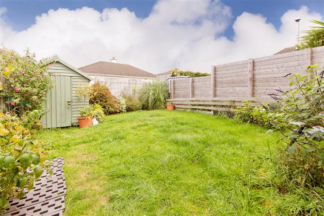 44 Kingston Grove, Ballinteer, Dublin 16