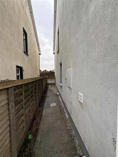 4 Castlecourt, Ballaghaderreen, Roscommon