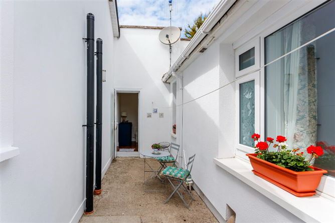 14 Esker Cottages, Esker South, Lucan, Dublin