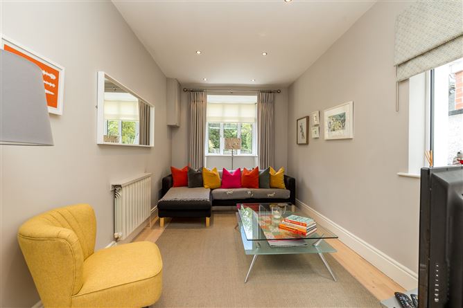 8 Castleview Park, Dublin Road, Malahide, Dublin