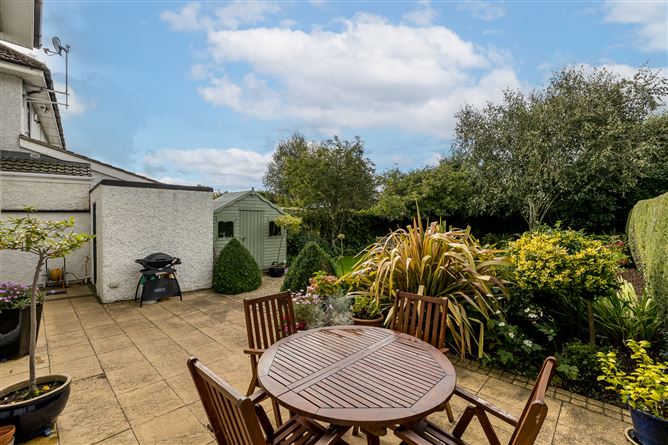 8 Castleview Park, Dublin Road, Malahide, Dublin