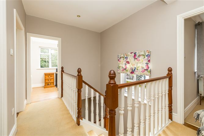 8 Castleview Park, Dublin Road, Malahide, Dublin