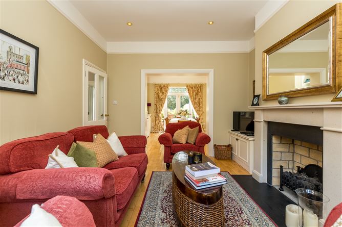 8 Castleview Park, Dublin Road, Malahide, Dublin
