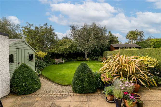 8 Castleview Park, Dublin Road, Malahide, Dublin