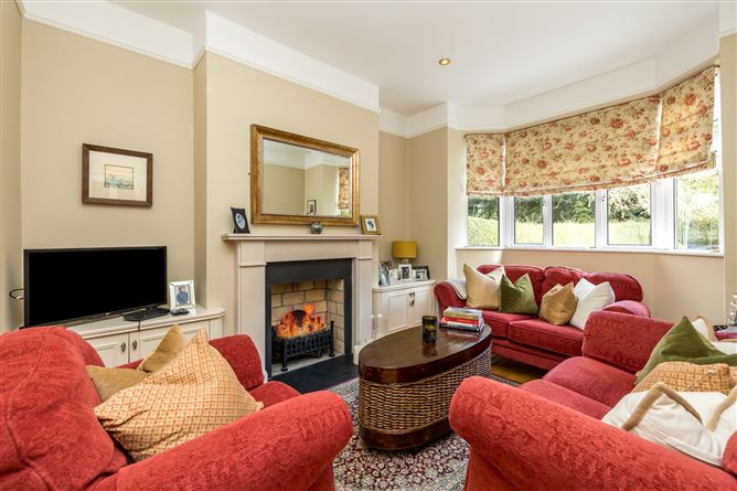 8 Castleview Park, Dublin Road, Malahide, Dublin