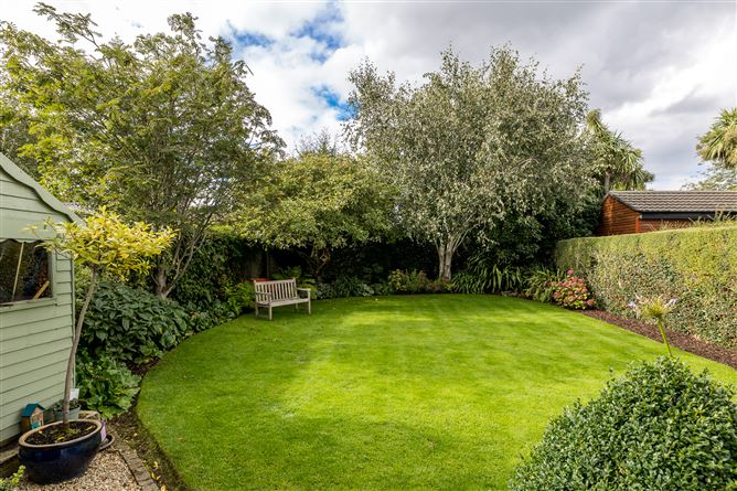 8 Castleview Park, Dublin Road, Malahide, Dublin