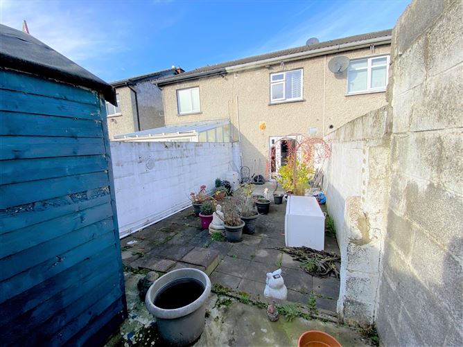 13 Woodford Meadows, Clondalkin, Dublin 22