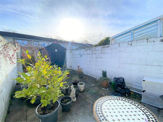 13 Woodford Meadows, Clondalkin, Dublin 22