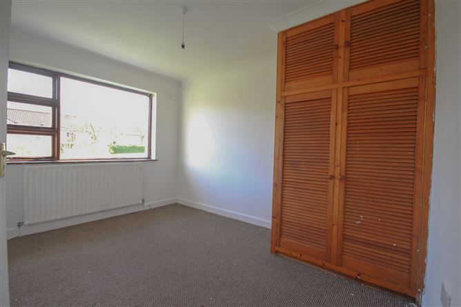 Bungalow On c. 0.2 Acres / 0.080 HA., 2 Broadlease Commons, Ballymore Eustace, Kildare